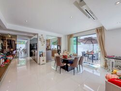 Vaughan Garden (D13), Terrace #504457001